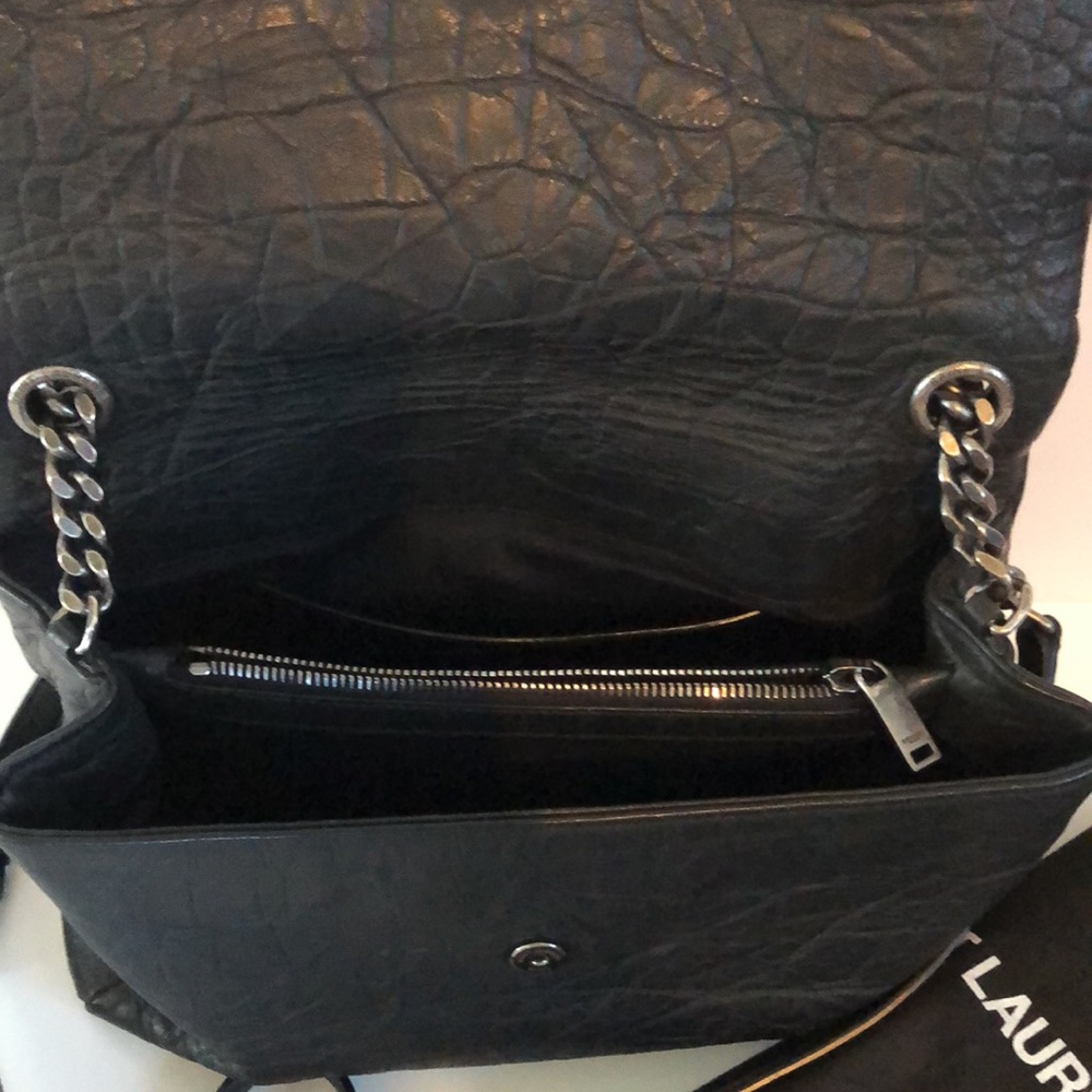 🤍TIMELESS Beautiful YSL Bag🤍 - Picture 6 of 16